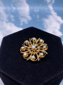 14K Opal Flower Brooch 