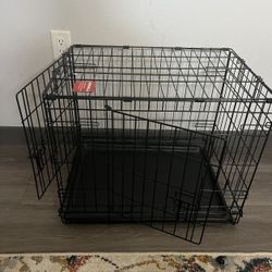Dog Crate Barely Used $30