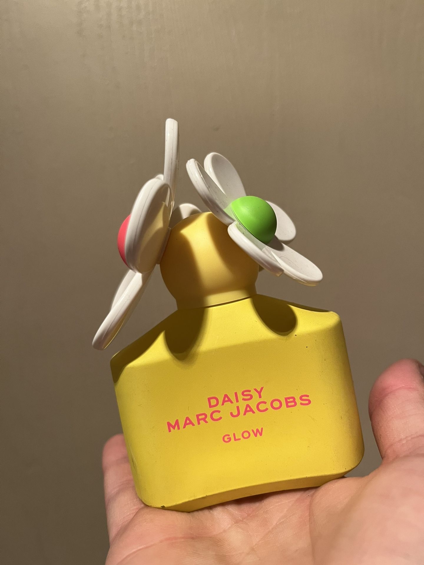 Marc Jacobs Daisy GlOW