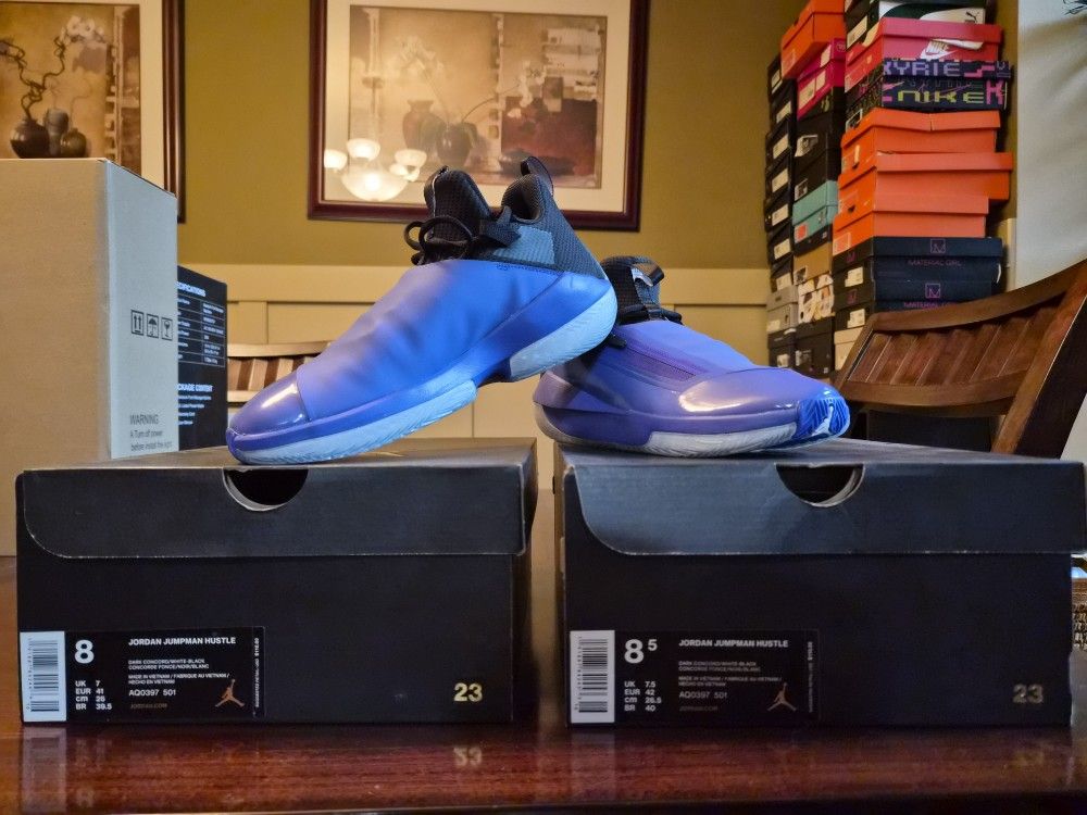 BRAND NEW In Original Nike Box: Jordan Jumpman Hustle Size 8 & 8.5 (Go Huskies!)