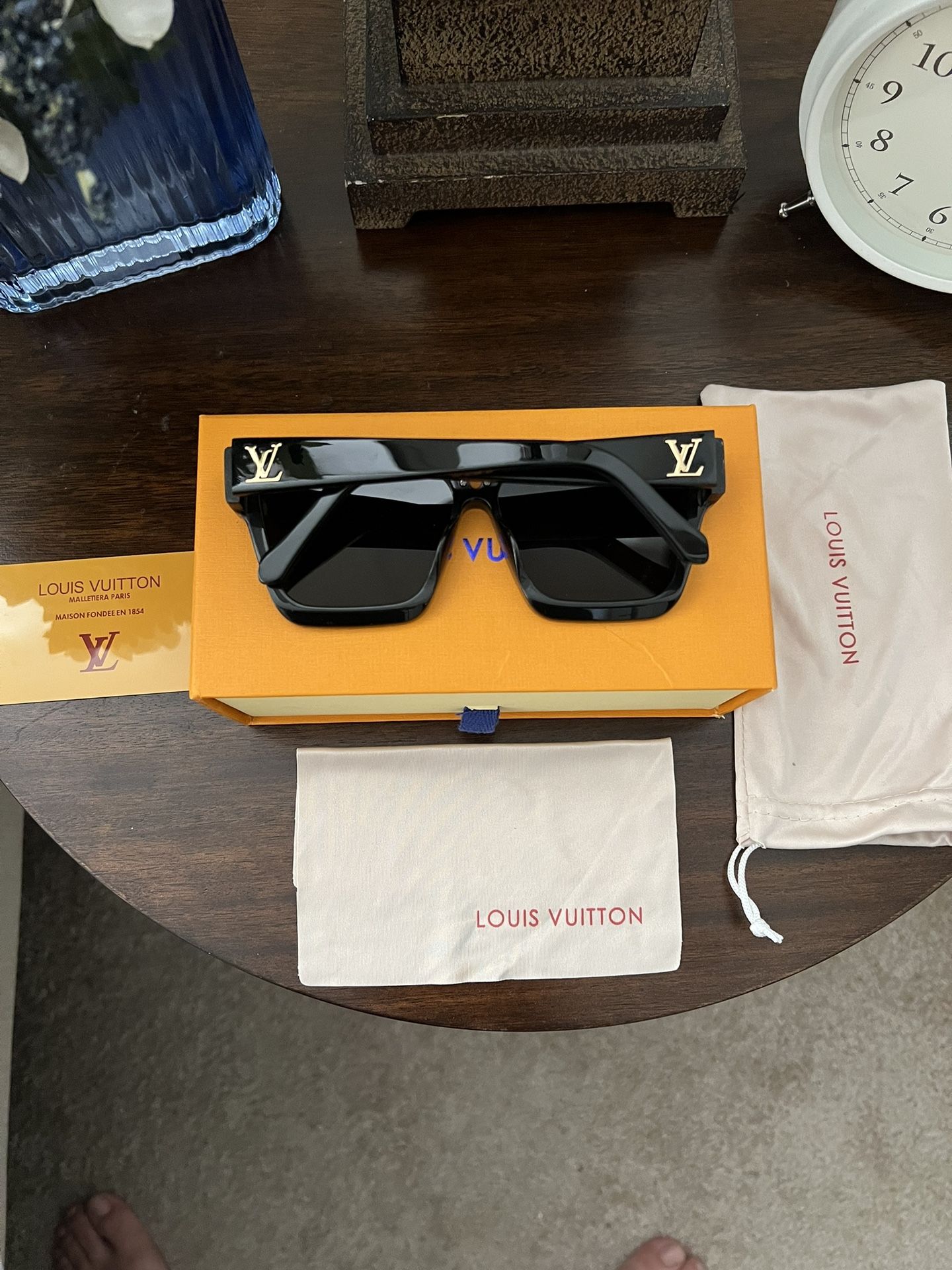 Lv Sunglasses Black And Gold Dust Cover Card And Box for Sale in San Diego,  CA - OfferUp