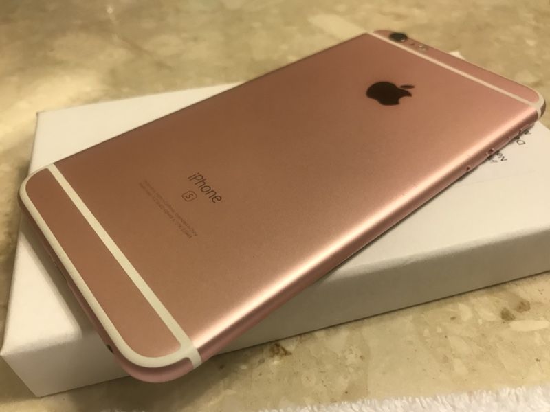 Like new Rose Gold iPhone 6s Plus 32gb