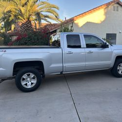 2017 Chevy 1500 Silverado LT 4x4