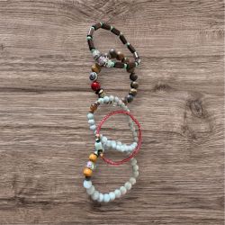 𝒞𝓊𝓈𝓉ℴ𝓂 Bracelets