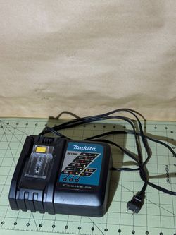 Makita  DC18RC 18V CHARGER RAPID CHARGE  