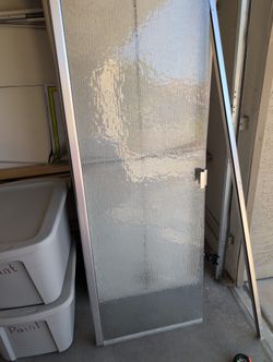 SHOWER GLASS DOOR
