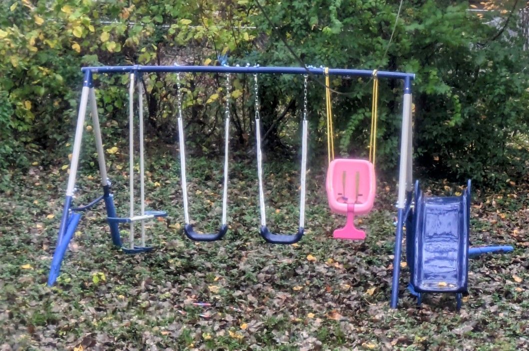 Swing set Need Gone Today $25!!