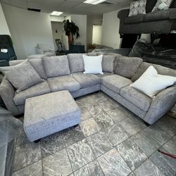 SECTIONAL (OTTOMAN SOLD SEPARATELY 