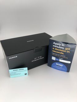 FujiFilm X-T5 w/ lens kit