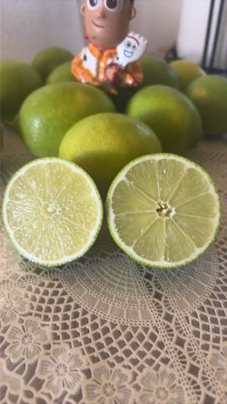 Organic limes /limones orgánicos