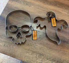 Spooked Halloween Cookie Cutters Set of 2