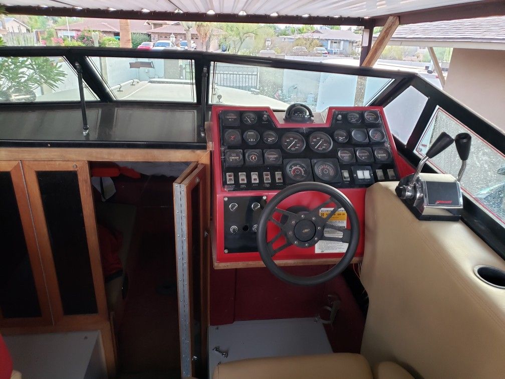 1987 26ft Closed Bow Boat for Sale in Mesa, AZ OfferUp