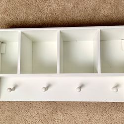 White 4 Cubby Coat Rack