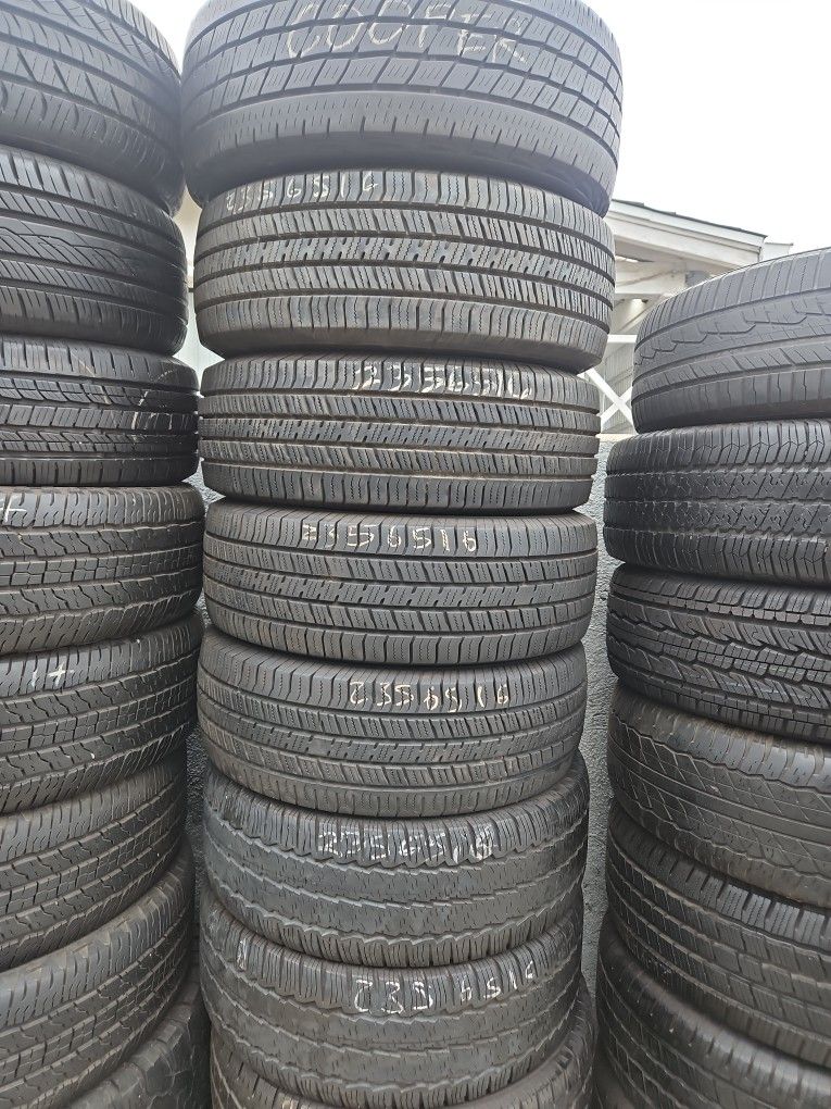 Set Of Used 2356516 Kenda Tires