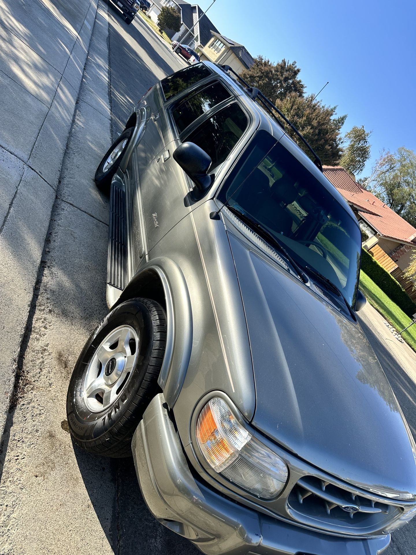 2001 Ford Explorer