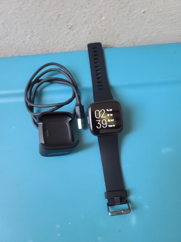 Fitbit Versa 2 Special Edition - Reloj inteligente de salud y aptitud física con frecuencia cardíaca, música, Alexa integrado, seguimiento de sueño