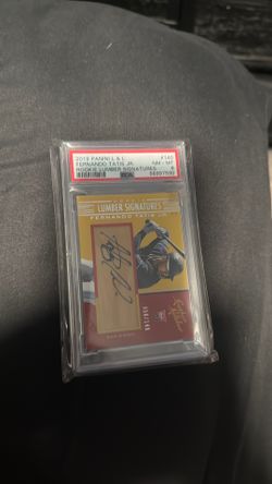 Fernando Tatís Junior rookie autograph numbered out of 149