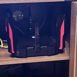 Wifi Router In Working Conditions I Upgraded And Would Like To Sale 