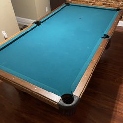 Official Pool Table (8 Ft Long)