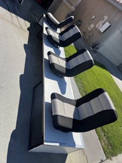 Toy hauler Rv seating