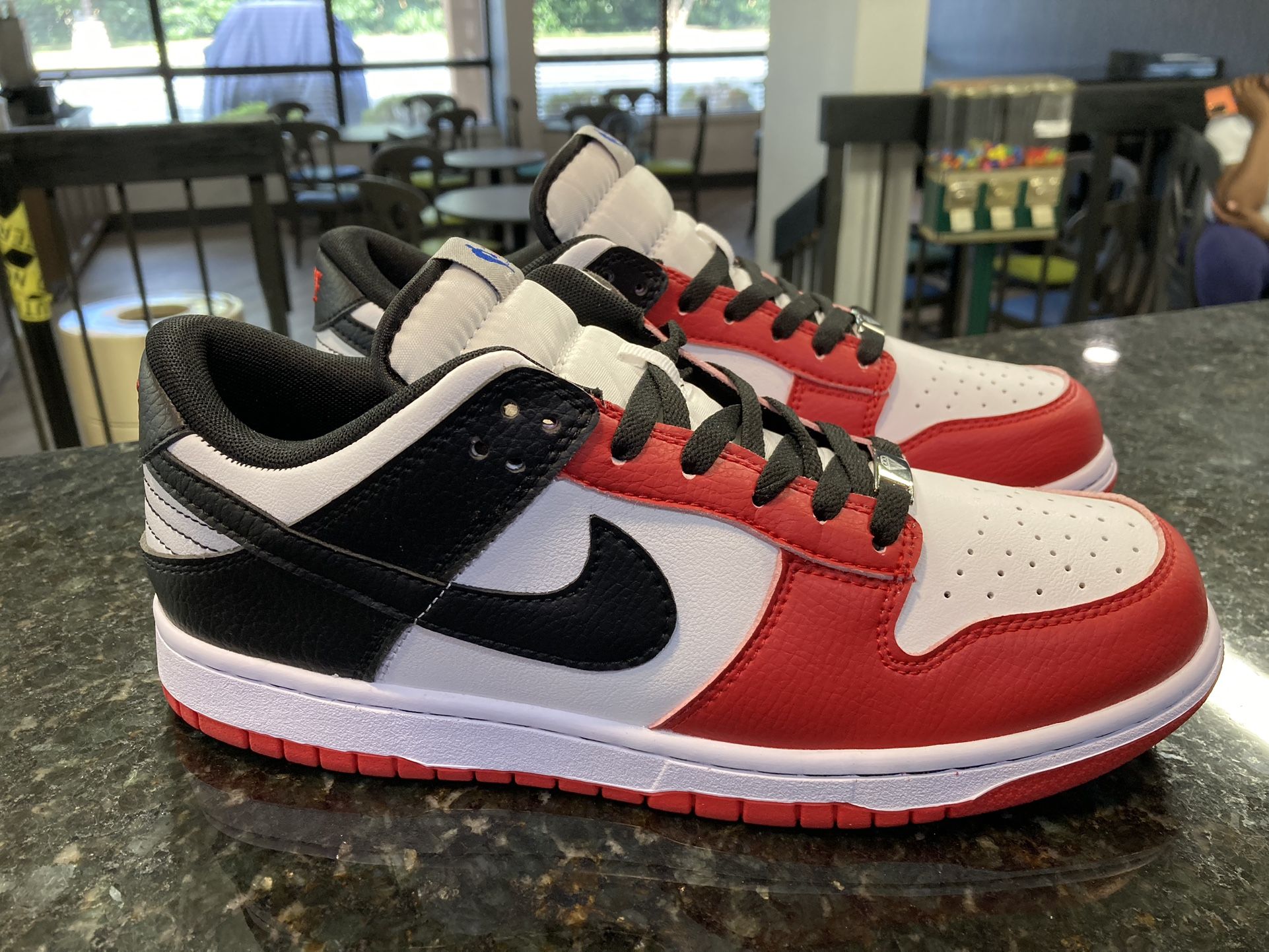 New Dunks- Men’s 9.5