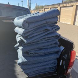 10 moving blankets