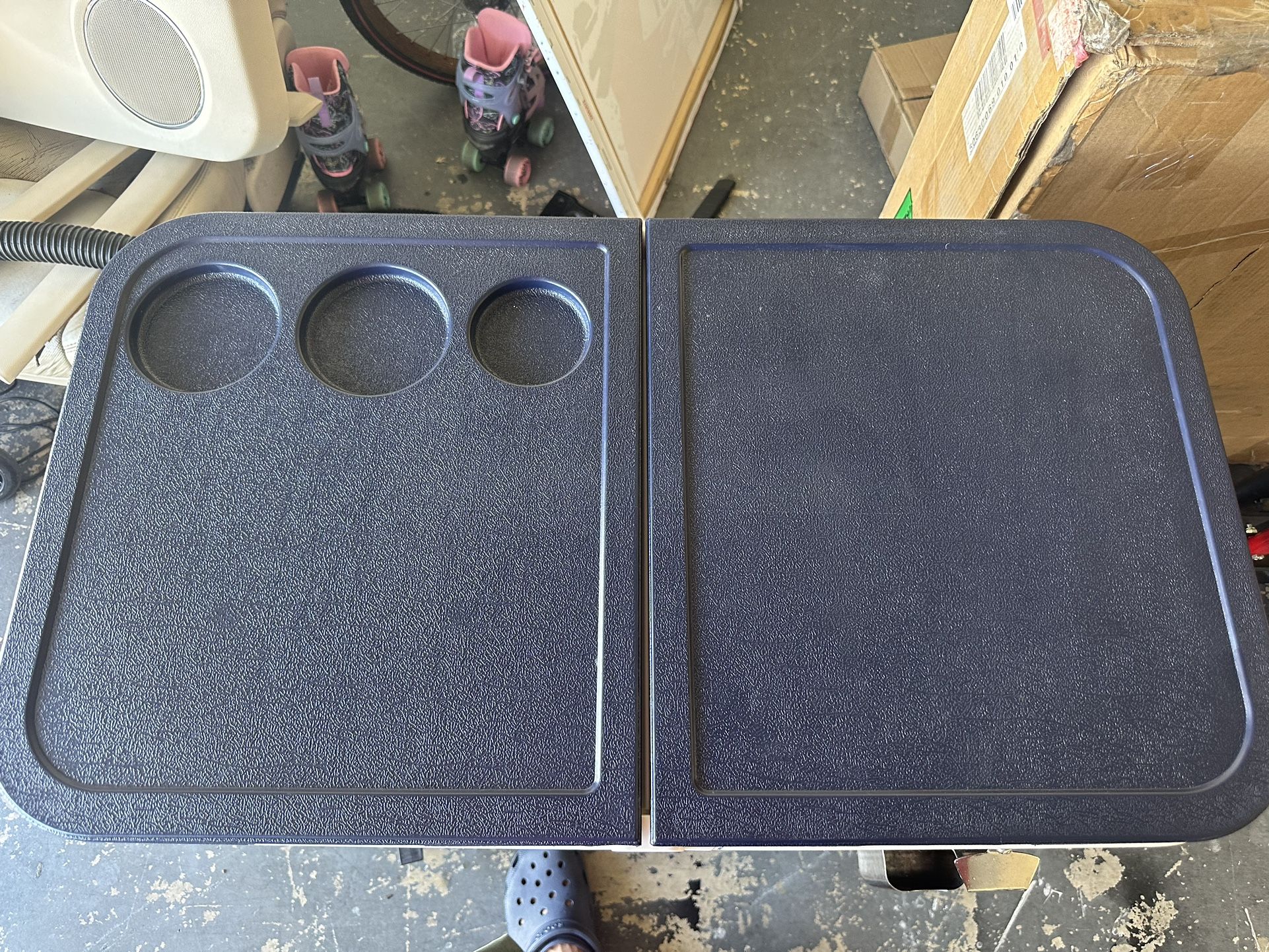 Tommy Bahama 100 qt cooler