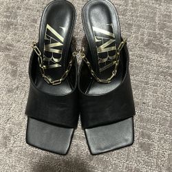 Zara Heels With Gold Chain 