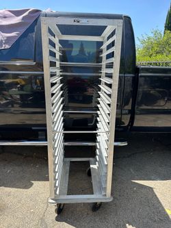 METRO SPEED RACK BUN TRAY ALUMINUM BUMPER GUARD 18 tray capacity LIKE NEW FREE DELIVERY