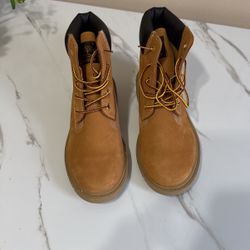 Boys  Linden Woods Waterproof Boot Size 5M