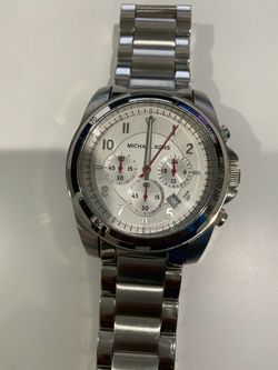 Michael Kors MK8131 Oversized Silver Chronograph Watch – Excellent Condition – Complete Set