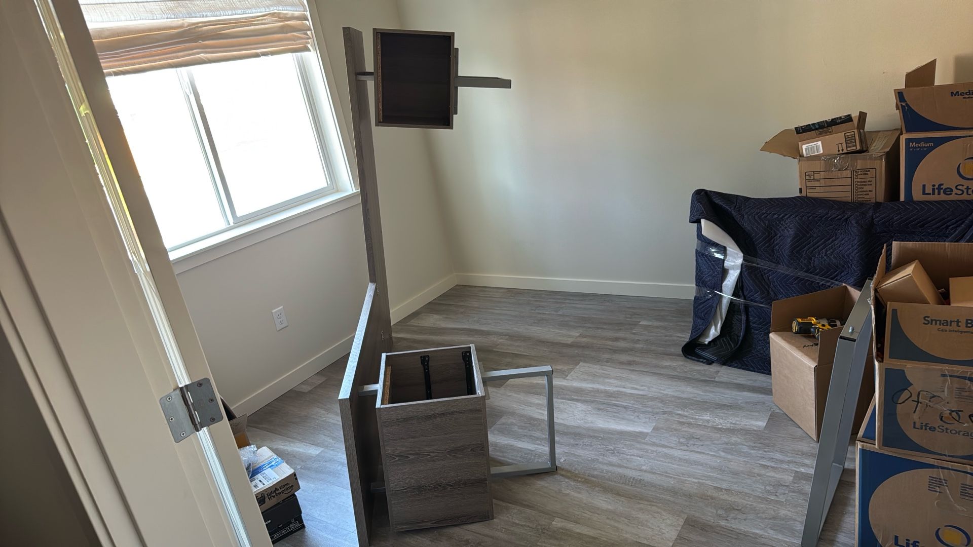 Free Desk