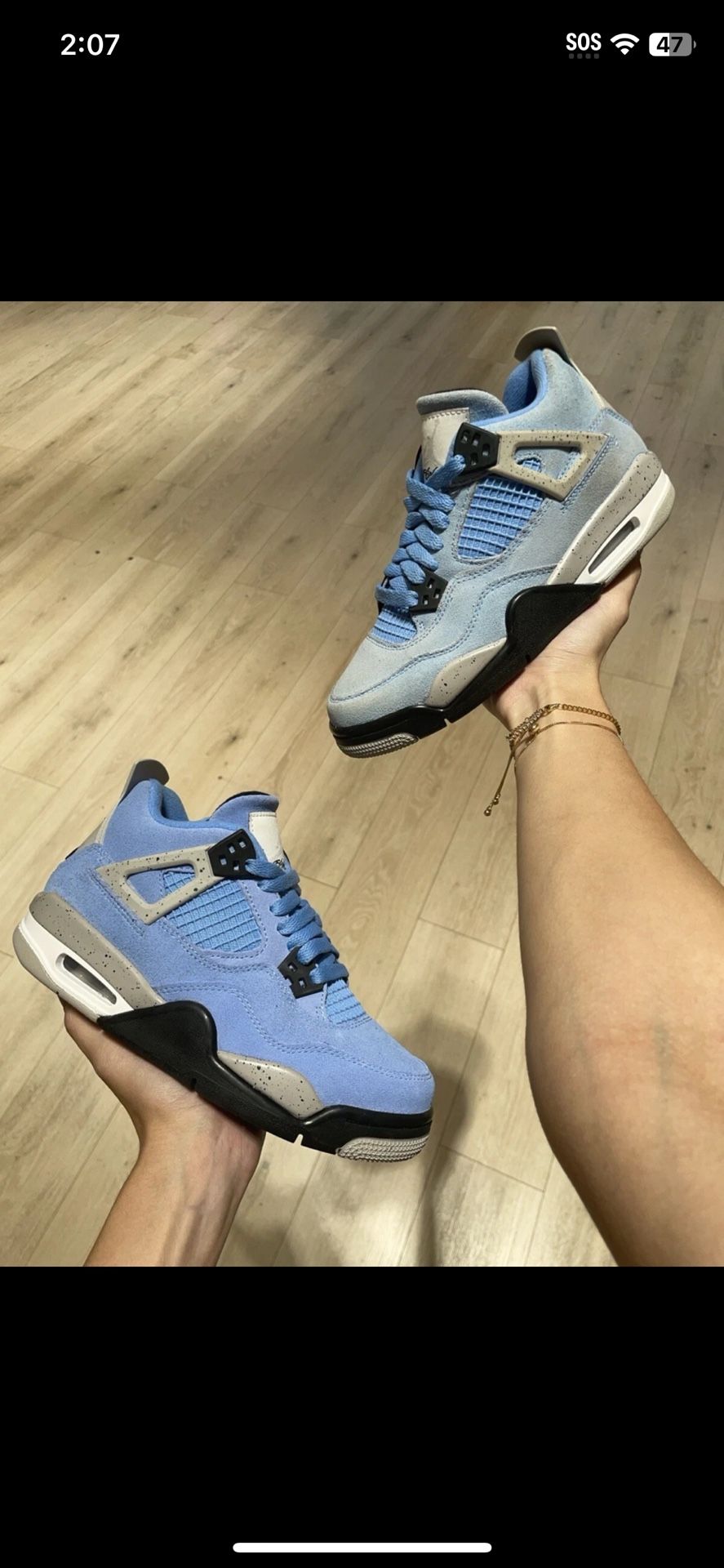 Jordan 4 (GS)  Retro University Blue (Preowned)  Size 4y