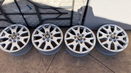17” Toyota rims