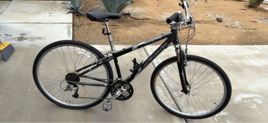 Jamis Tangier Black Hybrid Commuter Bike