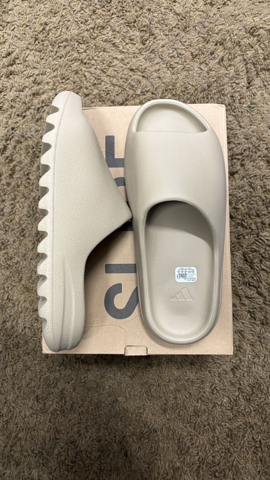 Yeezy Slippers Adidas Ultra Yeezy Adidas Yeezy Slide “Pure” Beige