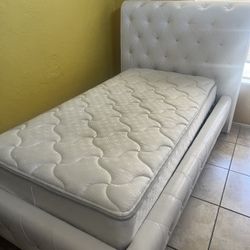 Bed Twin