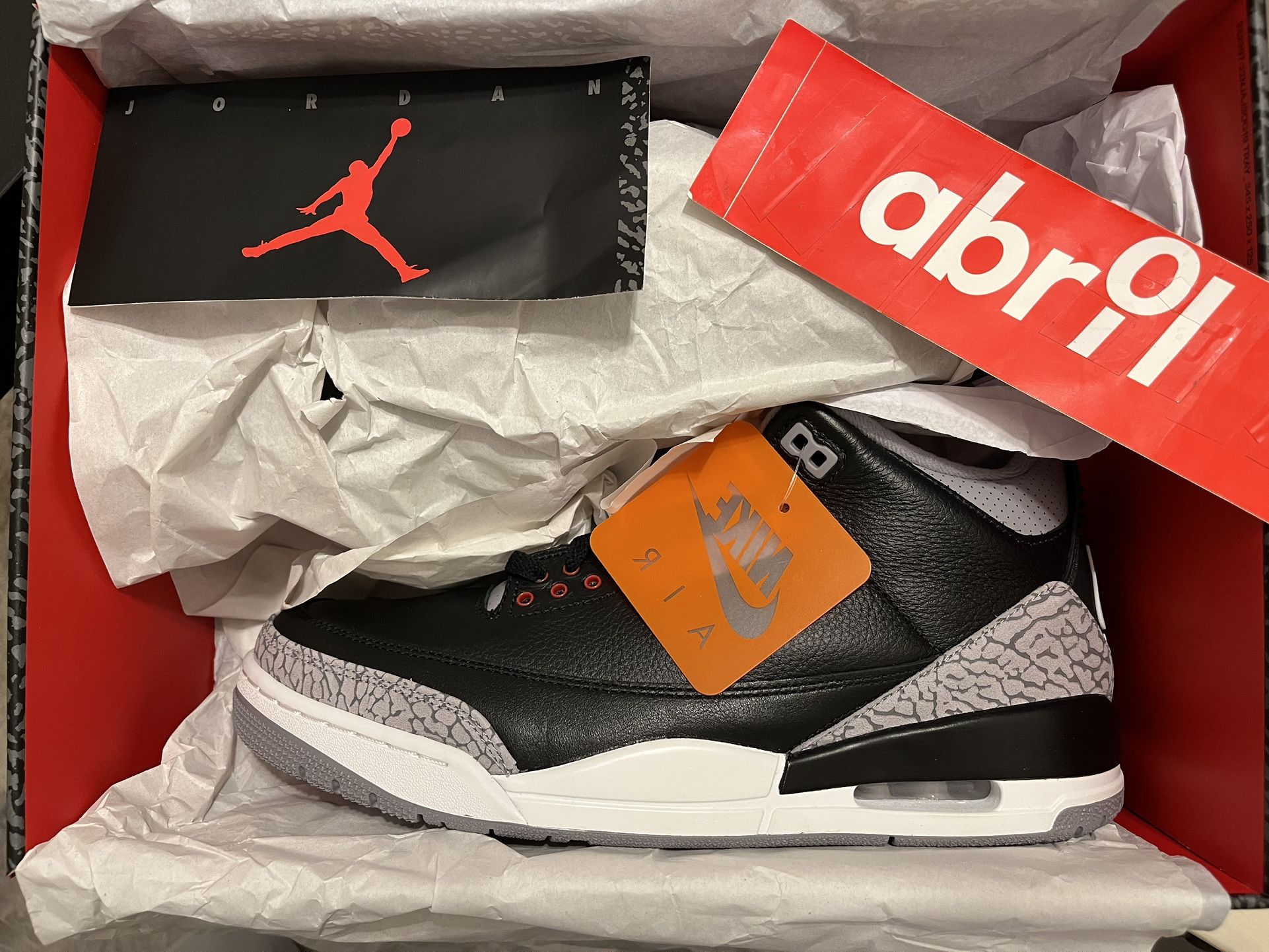 DS Size 11 Nike Air Jordan 3 Retro OG Black Cement (2024)