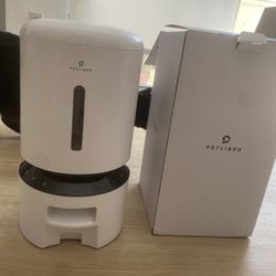 Petlibro Automatic Cat Food Dispenser