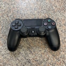 Sony PS4 Controller Good Condition 