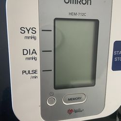 Omron blood 🩸 pressure monitor new