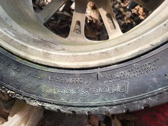 Lexus 235 /45r17
