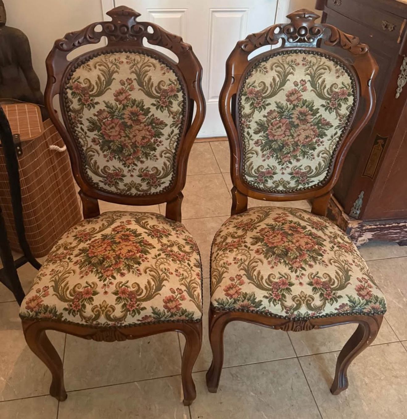 Vintage Victorian Accent Chairs – Set of 2