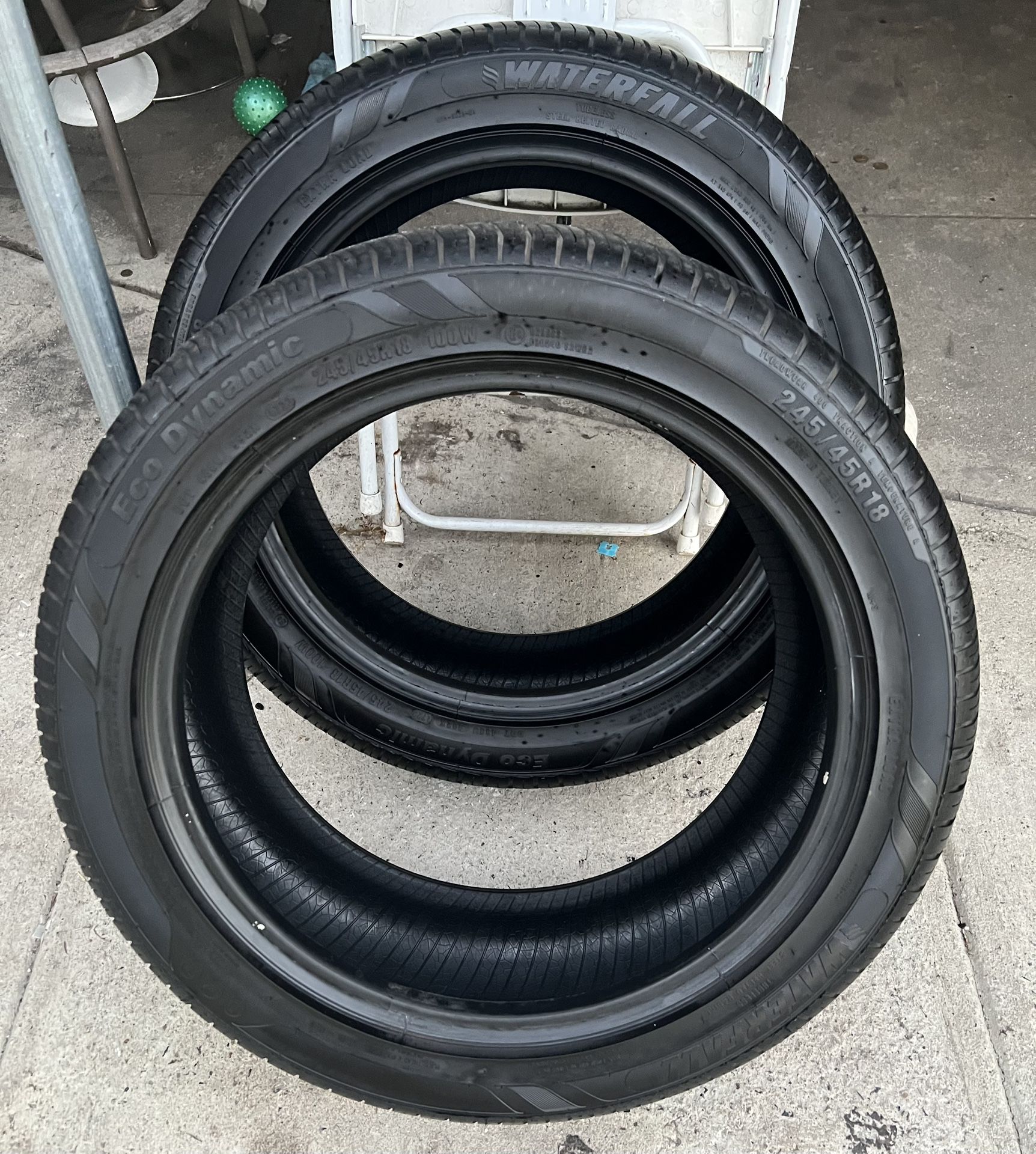 TWO TIRES WATERFALL ECO DYNAMIC 245/45/18