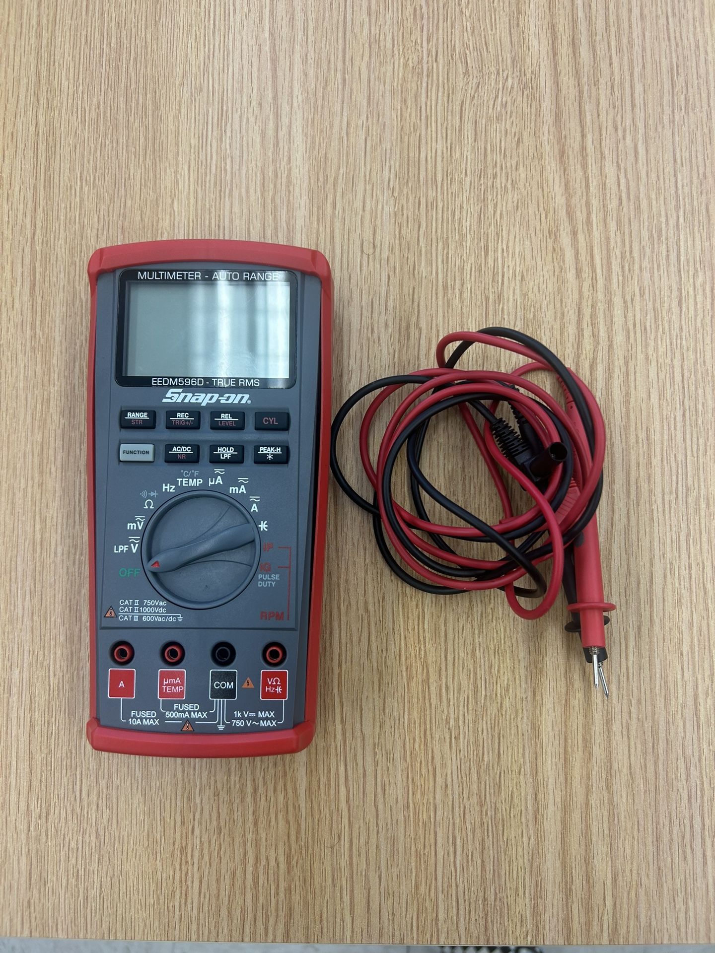 Snap-on EEDM596D digital multimeter