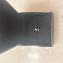 Kay Jewelers Size 7 Diamond Ring