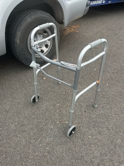 Folding Walker with Front Wheels