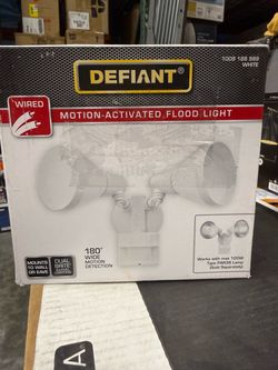 Defiant PAR 180° White Motion Sensing Security Light Wired Outdoor 2-Head Flood Light with DualBrite 2-Level Lighting
