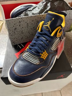 Jordan 4s