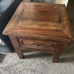 Solid Wood End Table / Nightstand
